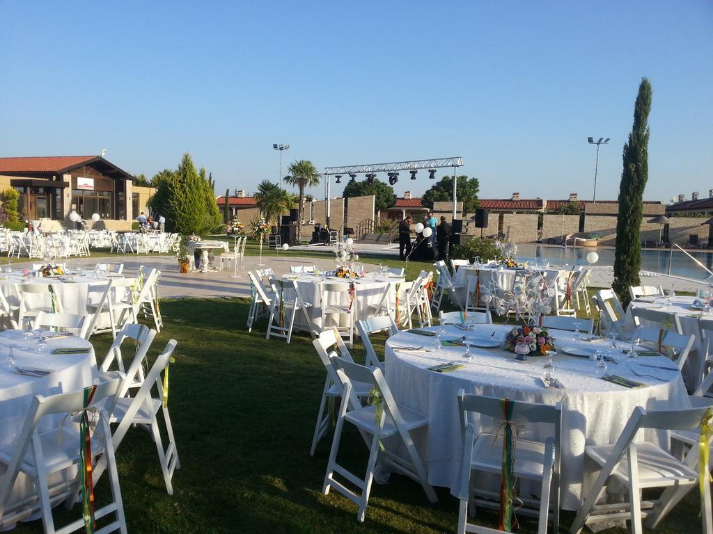 Konvoy Hotel & The Country Club Seferihisar Exterior foto