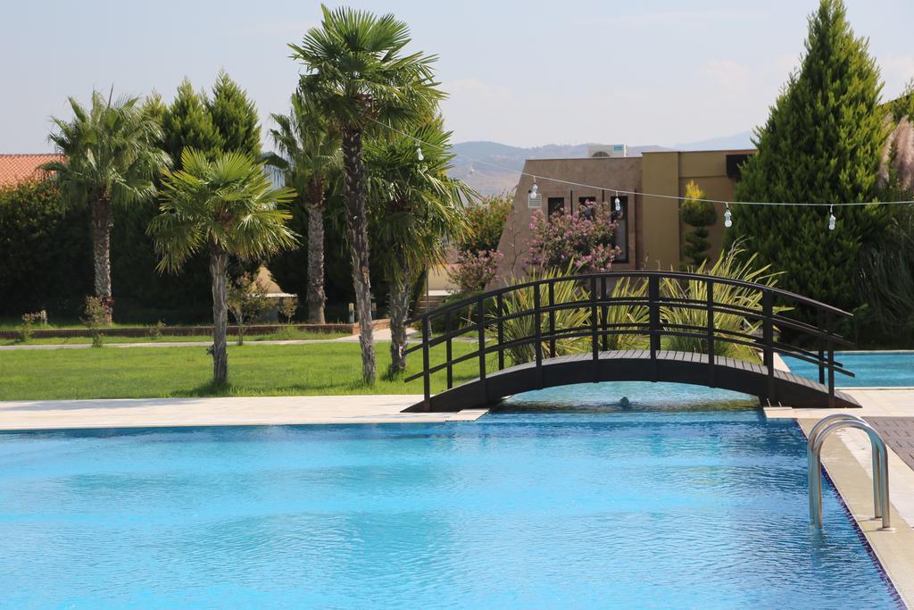 Konvoy Hotel & The Country Club Seferihisar Exterior foto