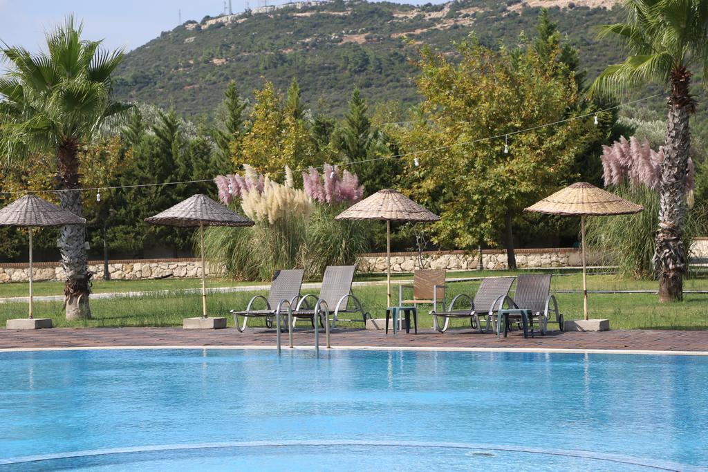 Konvoy Hotel & The Country Club Seferihisar Exterior foto